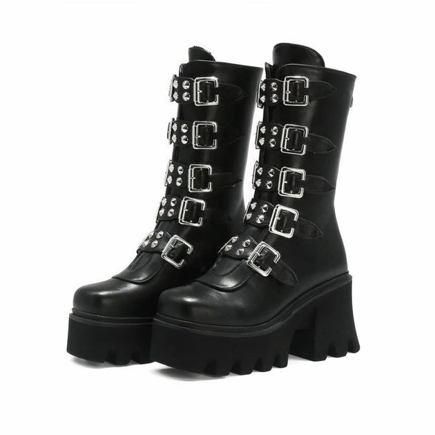 Krótkie buty gotyckie na koturnie main image 1