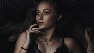 Styl neo-wiktoriański dla mężczyzn - na czym to polega?