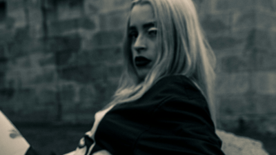 Nie tylko bluzy – jak koszulka może być manifestem światopoglądu?