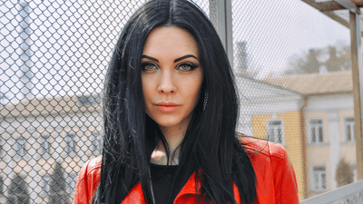 Gotycki top jako baza stylizacji – jak zacząć budować swój mroczny styl zaczynając od góry