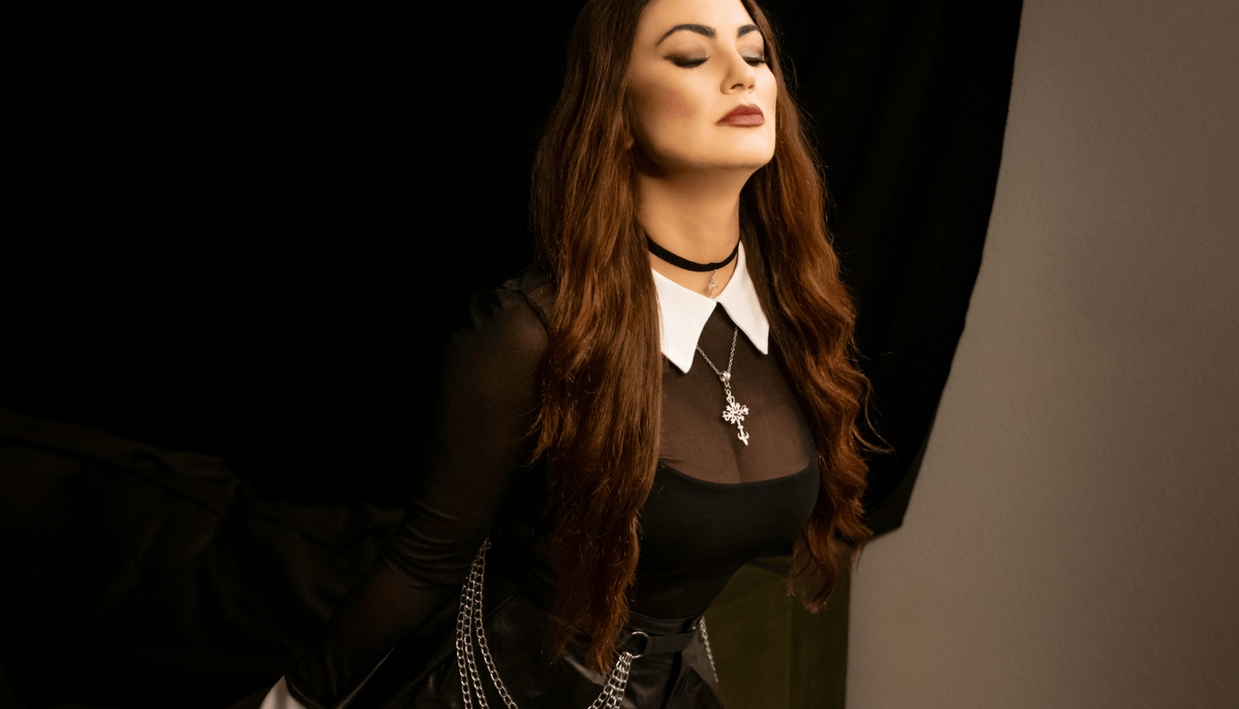 Spódnice w stylu gothcore – nowoczesny gotyk - Castle Gothic