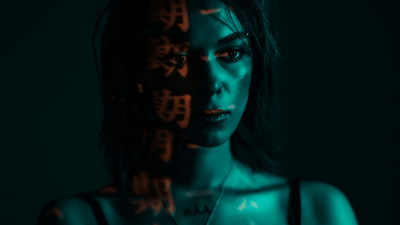 Kamizelki w stylu steampunk – jak łączyć klasykę z futurystycznymi akcentami